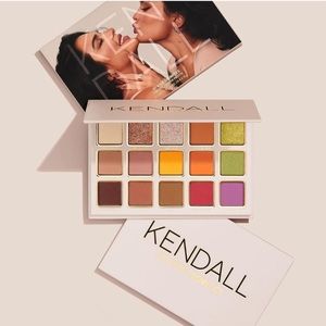 Kendall palette by Kylie cosmetics
